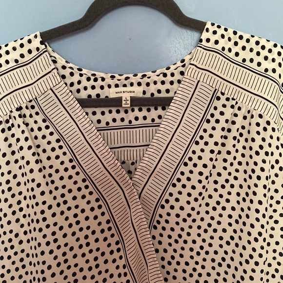 Max Studio Sleeveless White & Black Polka Dot Top Blouse size L - Picture 4 of 10